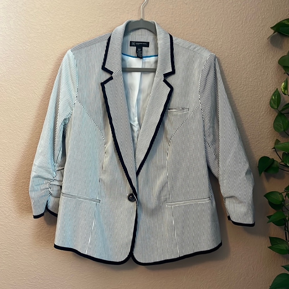 Stripes INC blazer
